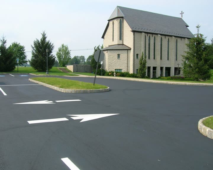 Beckage commercial paving completed project 02