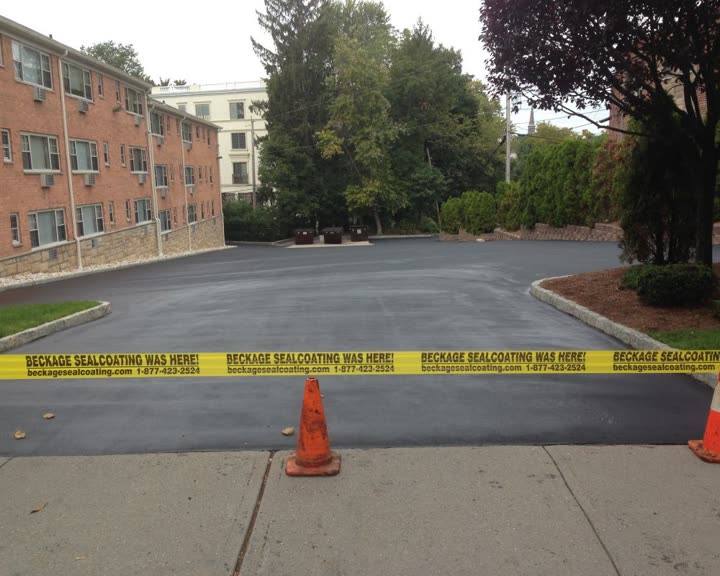 Beckage commercial paving completed project 11