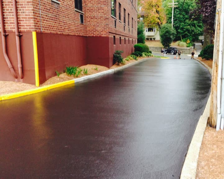 Beckage commercial paving completed project 19