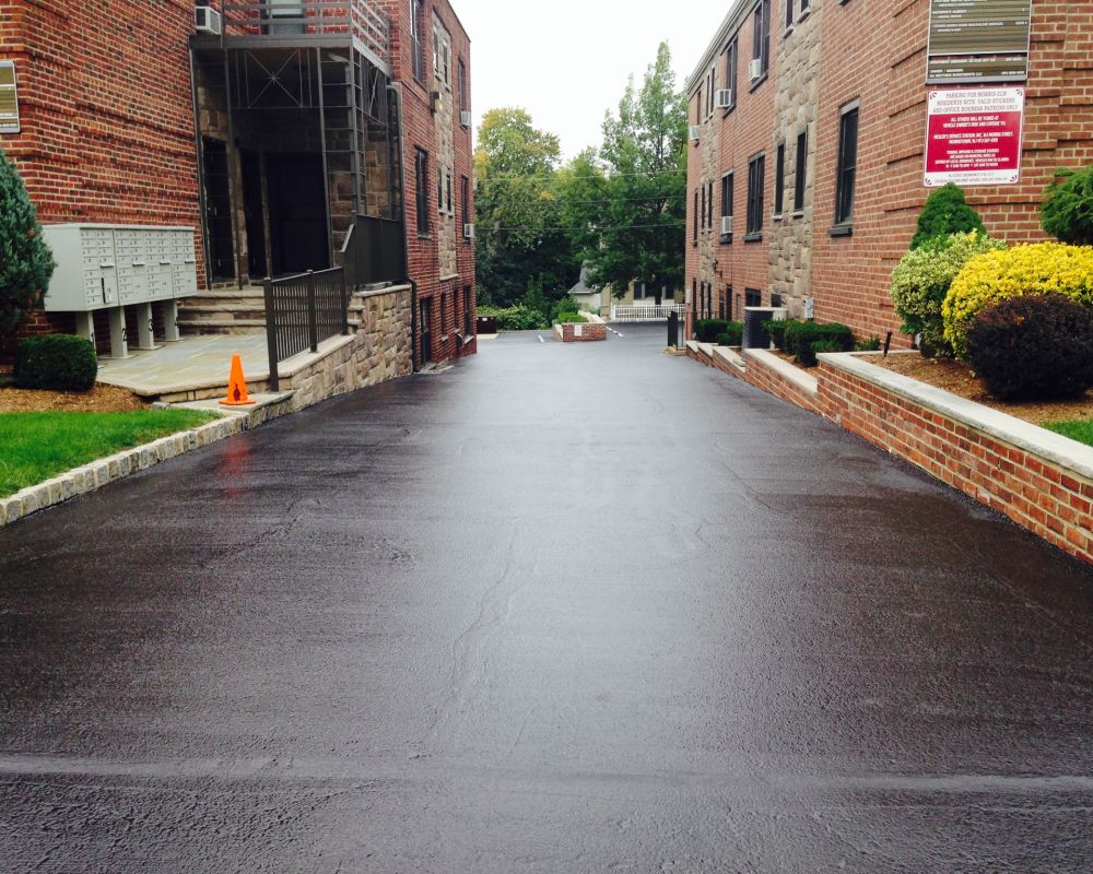 Beckage commercial paving completed project 20