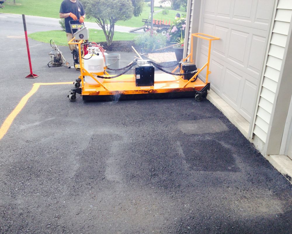 Residential Infrared Asphalt Repair - photo 6