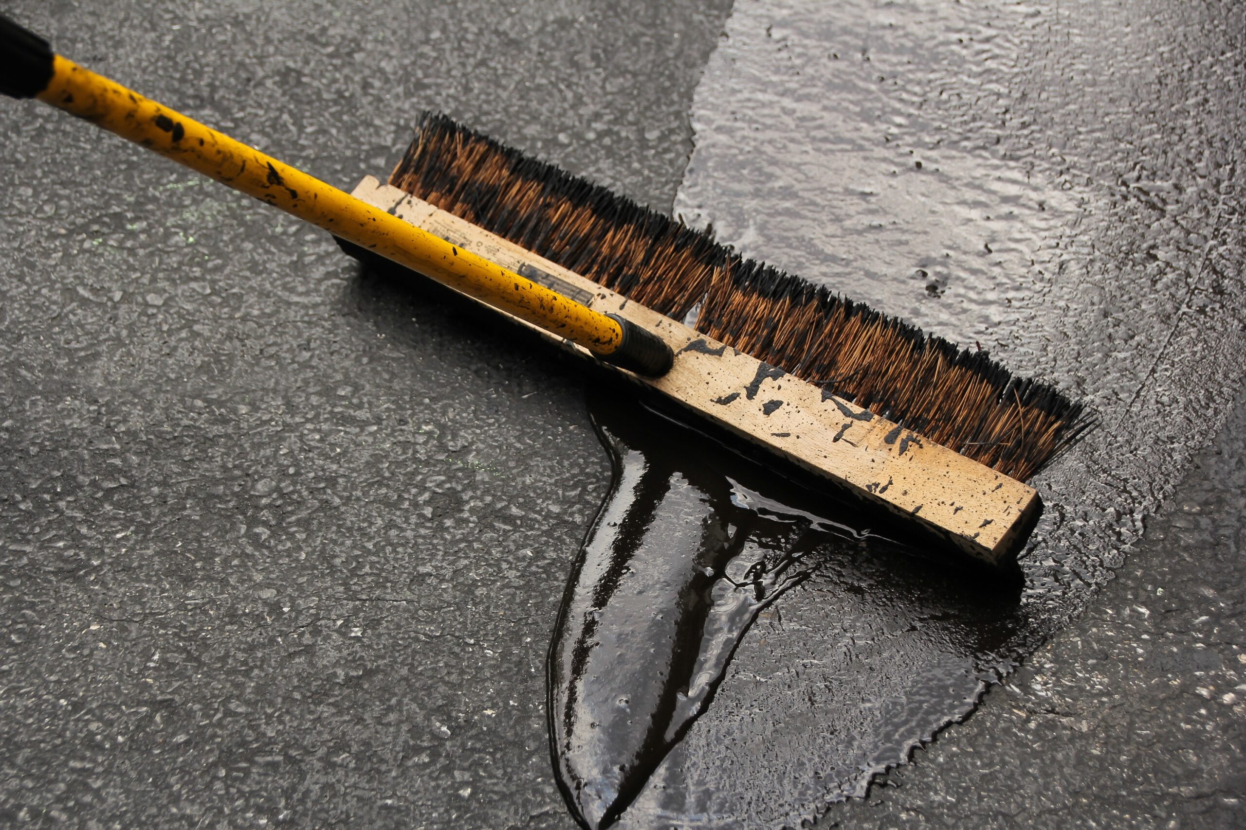 Ultimate Guide to Driveway Sealcoating in NJ